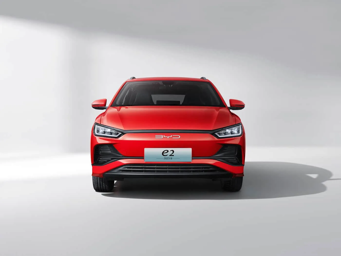 BYD E2 Luxury Electric EV Sedan SUV Хэтчбэк Аўтамабіль з левым рулём з рухавіком з літыевай батарэяй Кітайскі новы энергетычны аўтамабіль