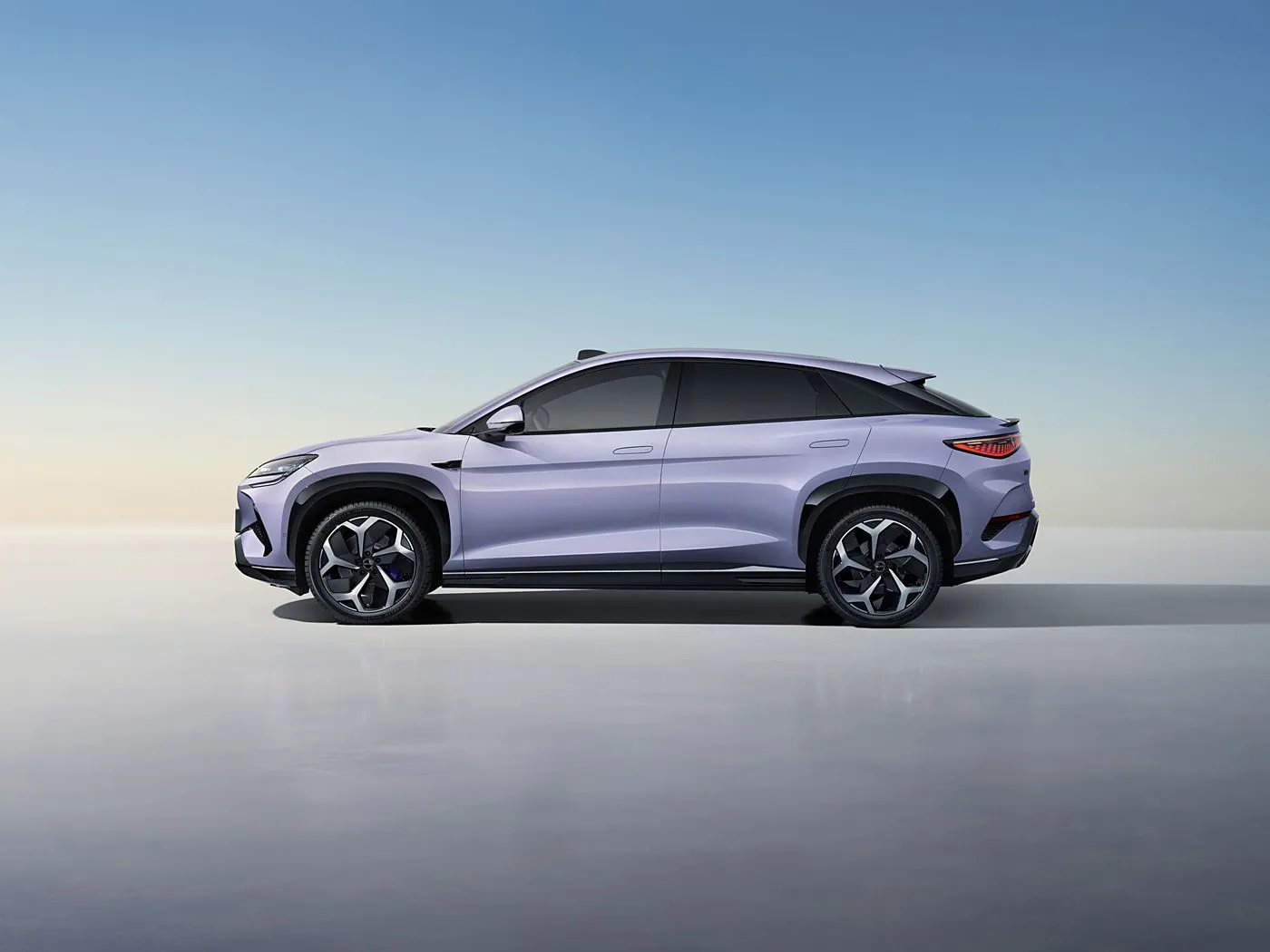 BYD Sea Lion 07 DM-i Складаны PHEV LONG RANGDE Advanced Driver Assistance