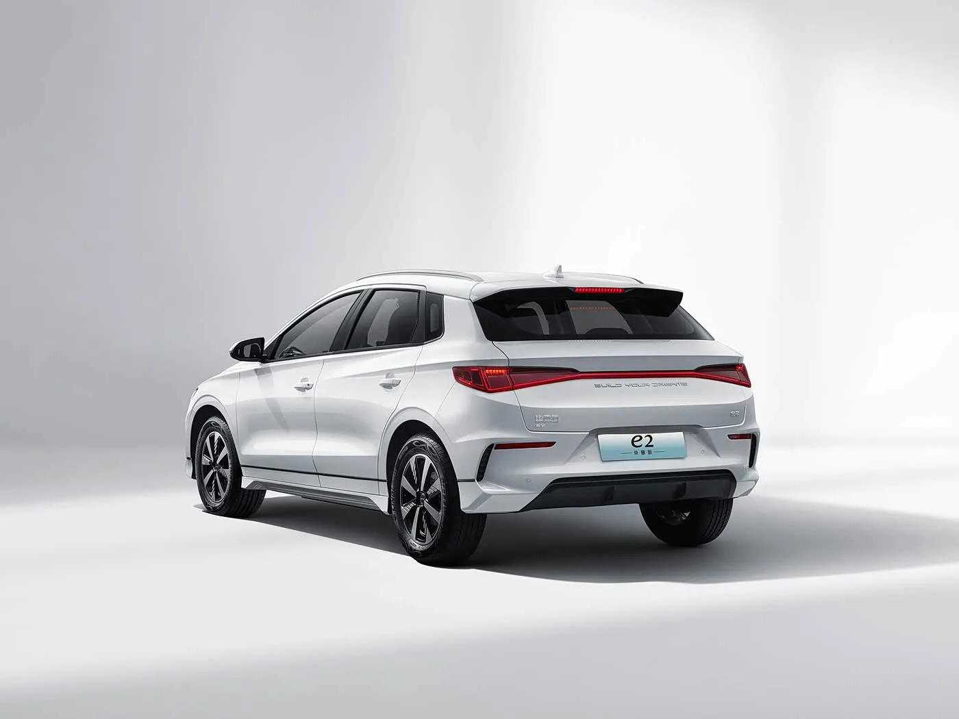 BYD E2 Luxury Electric EV Sedan SUV Хэтчбэк Аўтамабіль з левым рулём з рухавіком з літыевай батарэяй Кітайскі новы энергетычны аўтамабіль