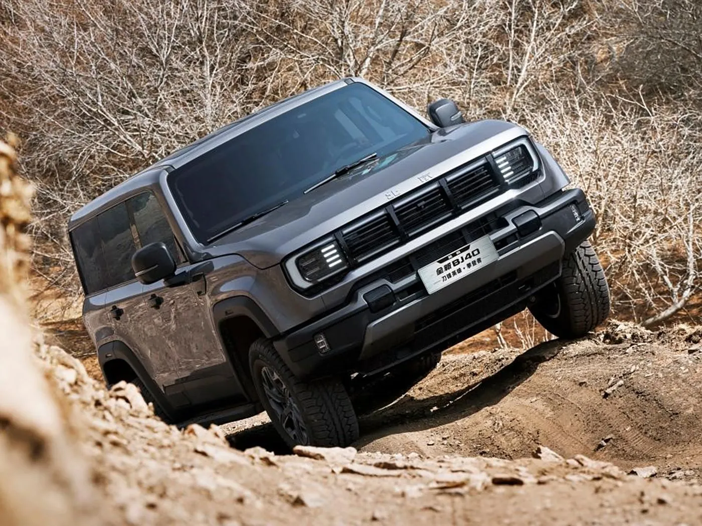 Beijing Off-Road BJ40 Compact SUV 4WD, 85L бак і панарамная камера з доўгай колавай базай