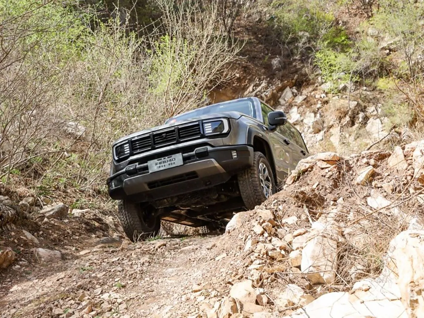 Beijing Off-Road BJ40 Compact SUV 4WD, 85L бак і панарамная камера з доўгай колавай базай