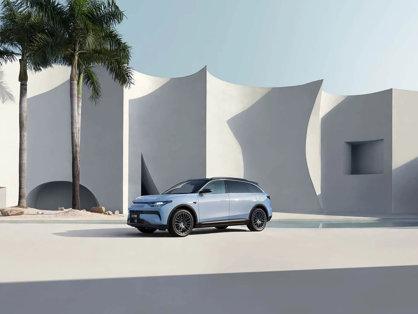 Камфортная версія Leapmotor C11 Гібрыдны электрычны пазадарожнік PHEV Аўтамабіль з павялічаным запасам ходу Новы энергетычны аўтамабіль