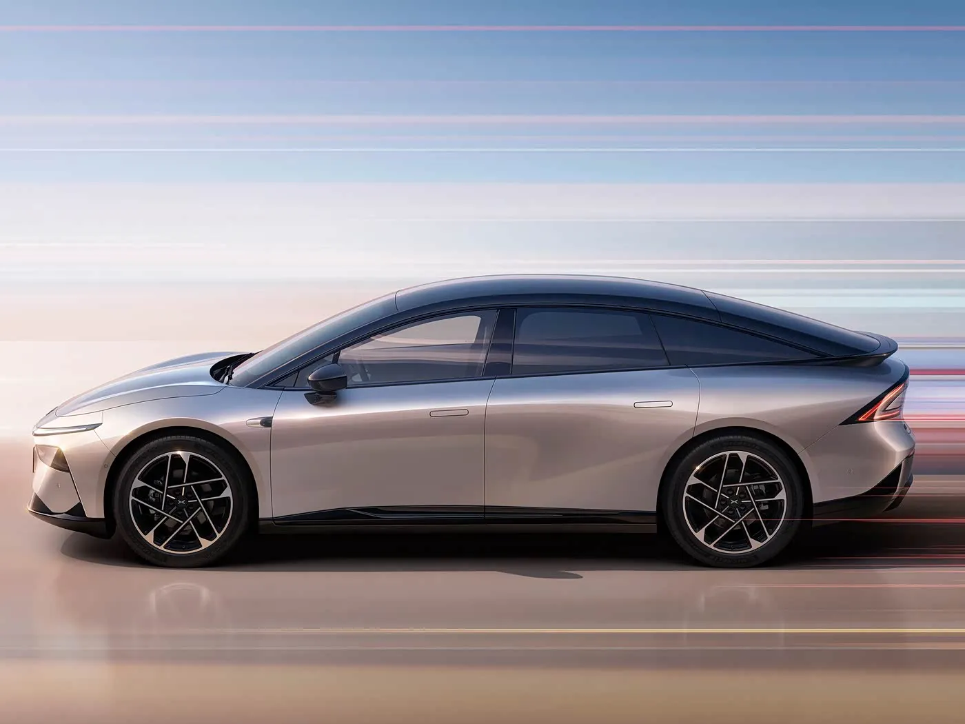Абмежаваная серыя EV XPENG P7+ 5-мясцовы электрычны хэтчбэк, новы дызайн, левы руль, максімальная хуткасць, 685 км, новы энергетычны аўтамабіль