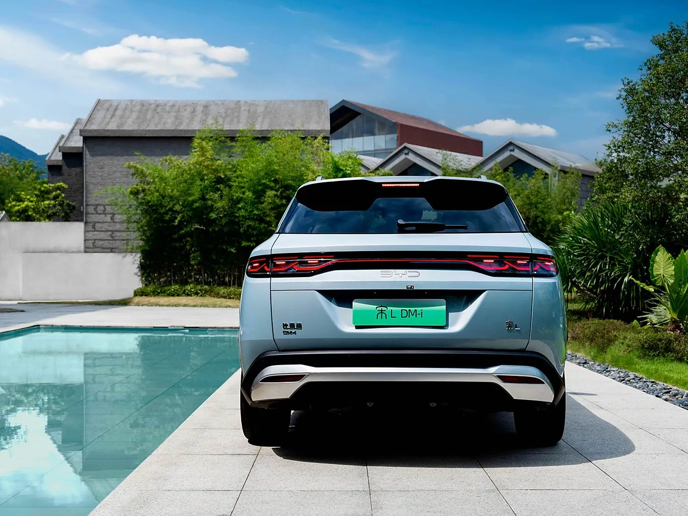 BYD Song L DM-i Кампактны пазадарожнік PHEV Далёкі, хуткасны новы энергетычны аўтамабіль DiPilot 2.0 Сядзенні з падагрэвам Панарамная камера 360°