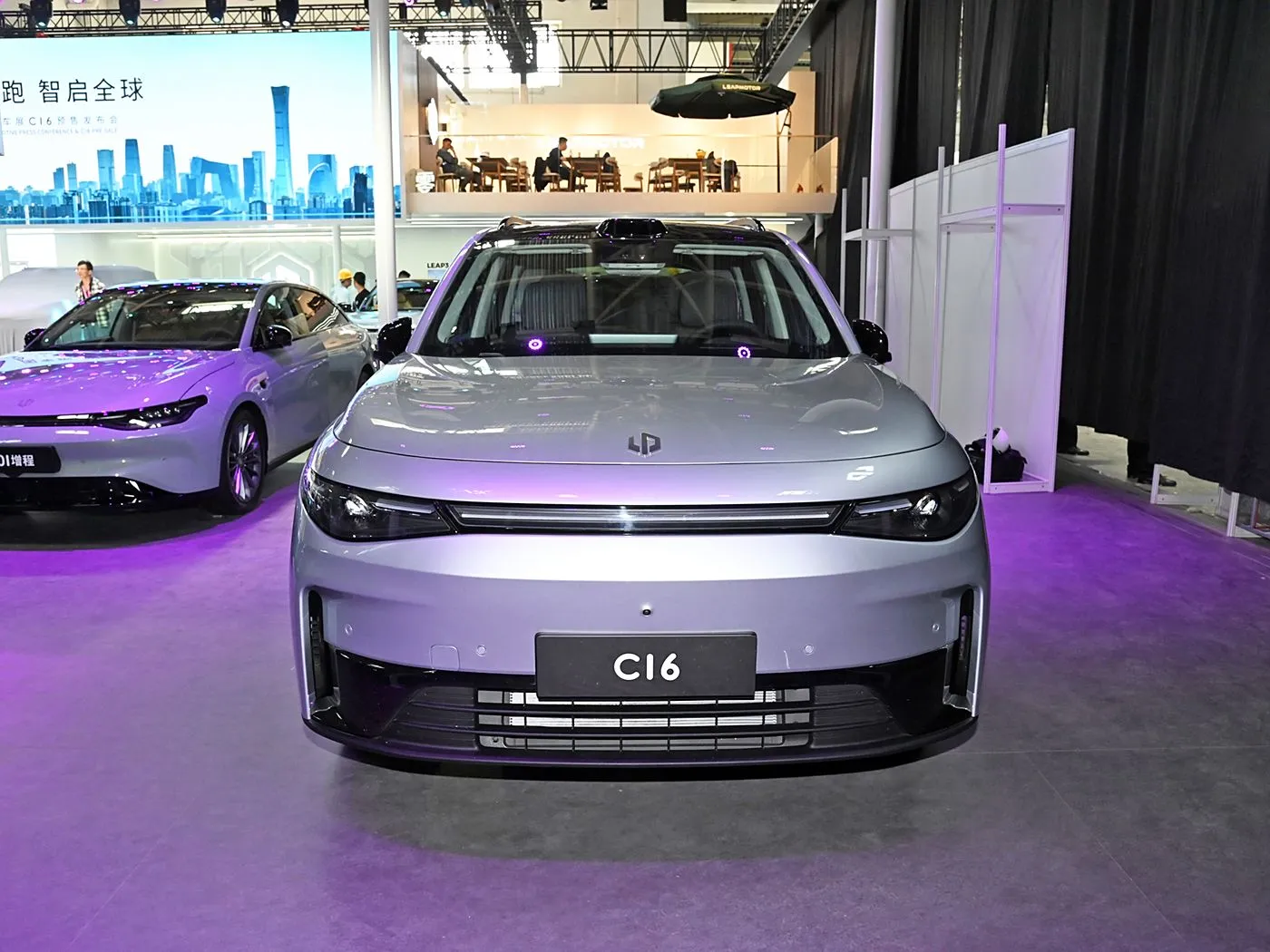 Leapmotor C16 5-дзвярны 6-мясцовы EV пазадарожнік 4WD Рэжым прывада Левы руль Электрычны і гібрыдны Паліва New Energy Auto