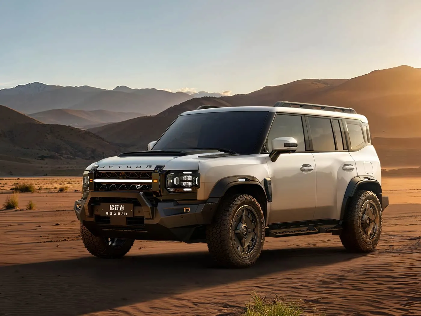 Jetour Traveller сярэдняга памеру пазадарожнік, высакахуткасны 2,0 т, аўтаматычны левы турба, скура Еўра VI, газ, алюмініевы сплаў, новы