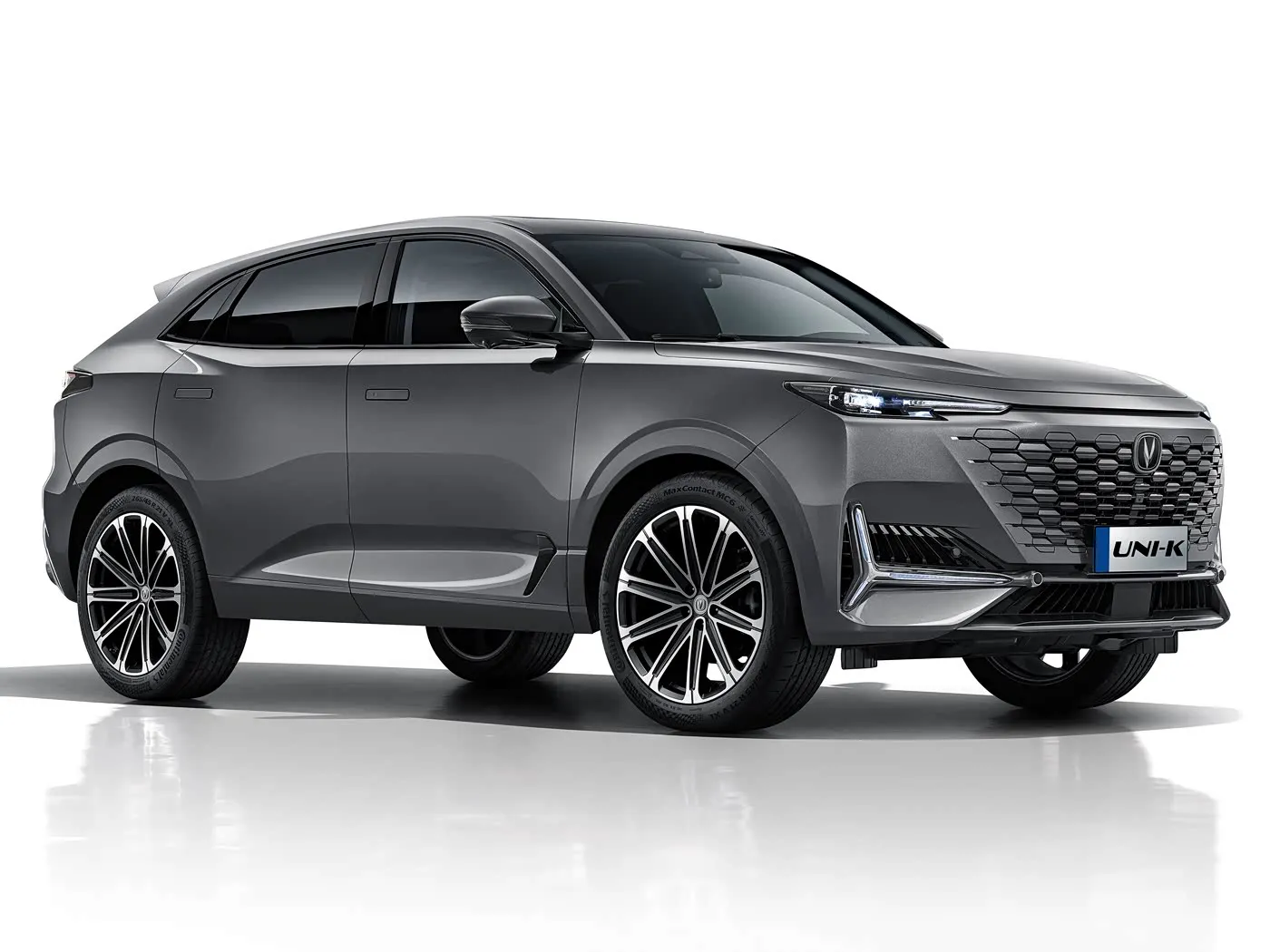 BYD E2 Luxury Electric EV Sedan SUV Хэтчбэк Аўтамабіль з левым рулём з рухавіком з літыевай батарэяй Кітайскі новы энергетычны аўтамабіль