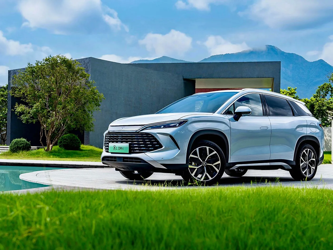 BYD Song L DM-i Кампактны пазадарожнік PHEV Далёкі, хуткасны новы энергетычны аўтамабіль DiPilot 2.0 Сядзенні з падагрэвам Панарамная камера 360°