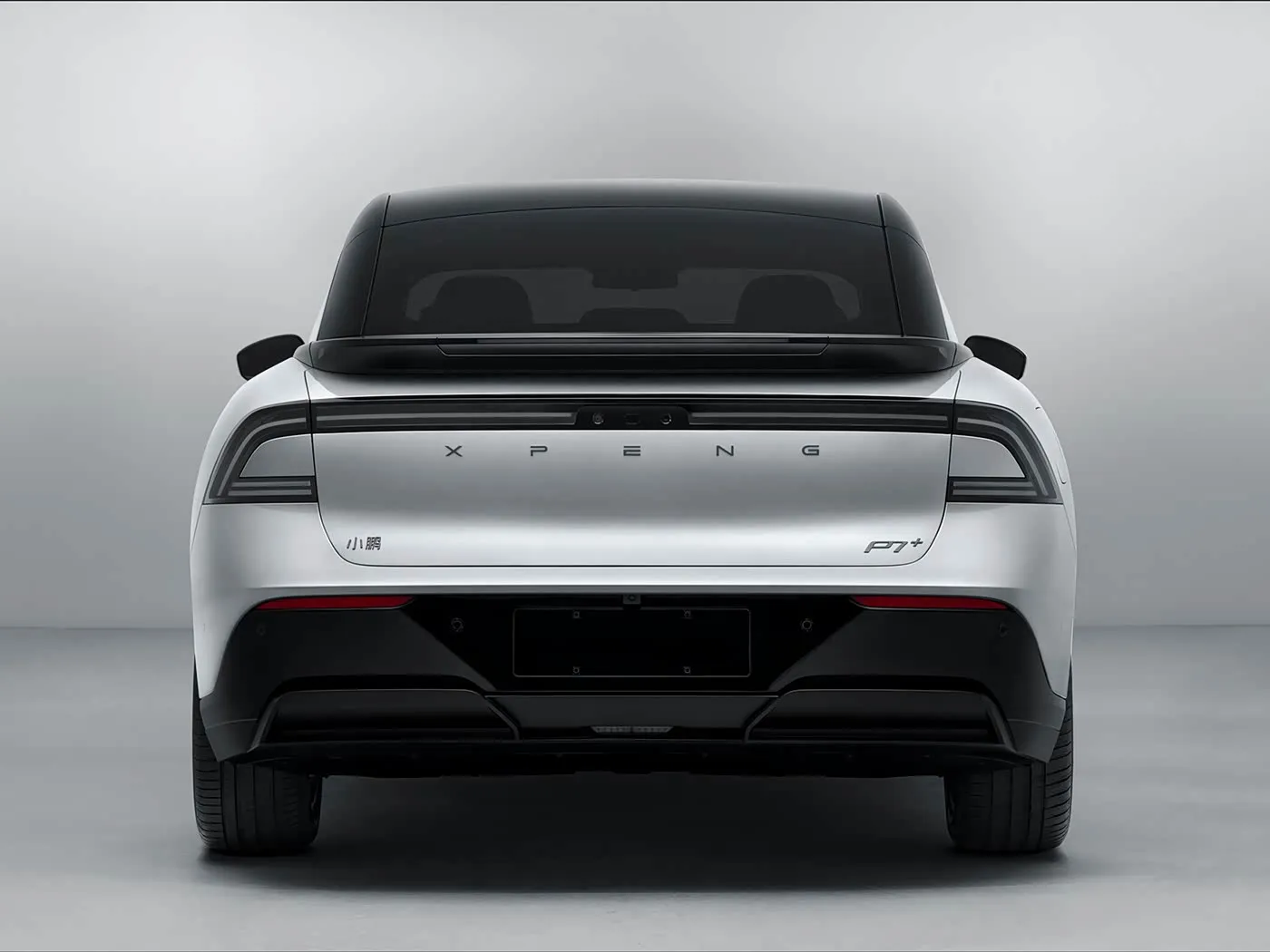 Абмежаваная серыя EV XPENG P7+ 5-мясцовы электрычны хэтчбэк, новы дызайн, левы руль, максімальная хуткасць, 685 км, новы энергетычны аўтамабіль