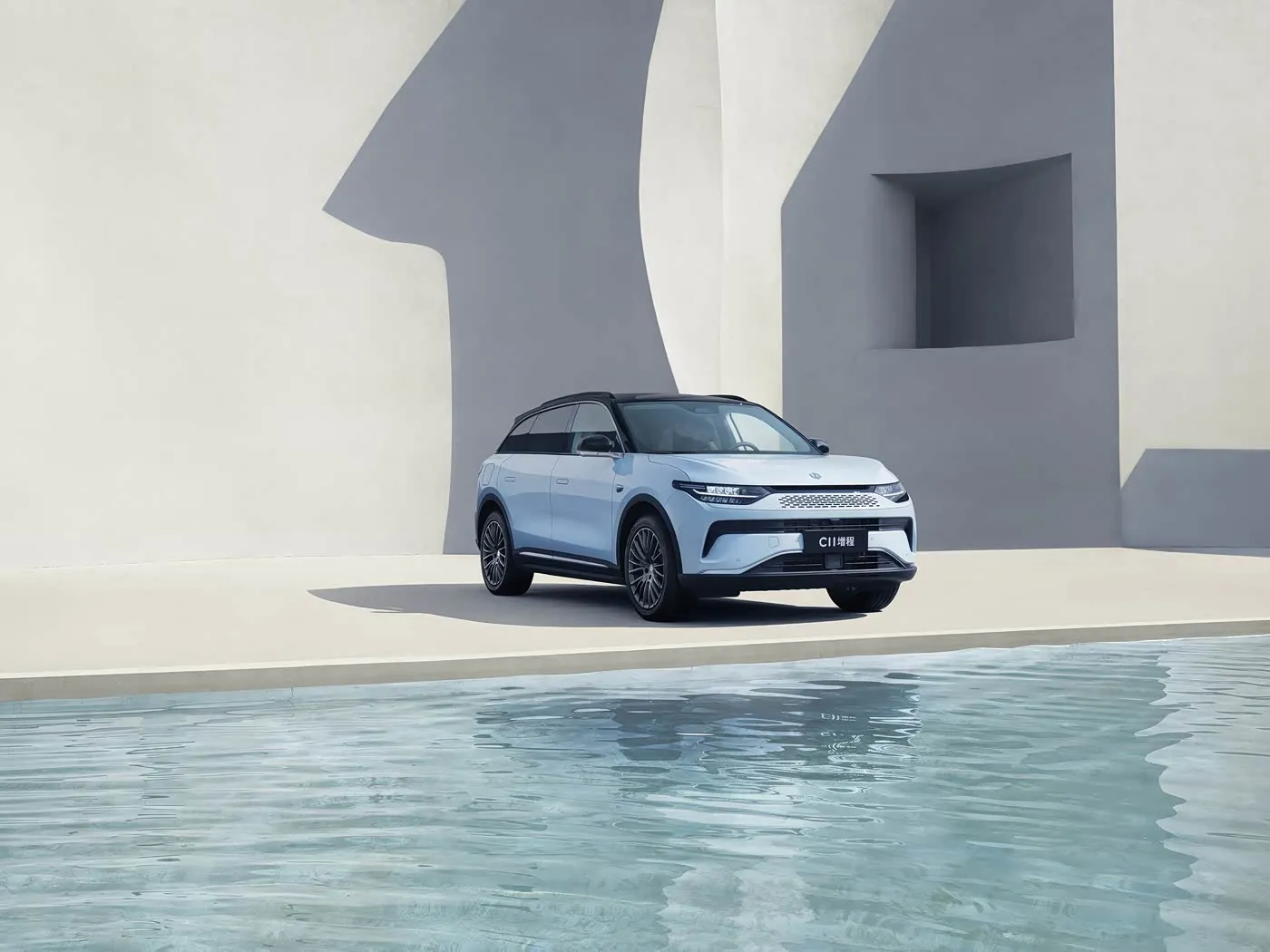 Камфортная версія Leapmotor C11 Гібрыдны электрычны пазадарожнік PHEV Аўтамабіль з павялічаным запасам ходу Новы энергетычны аўтамабіль