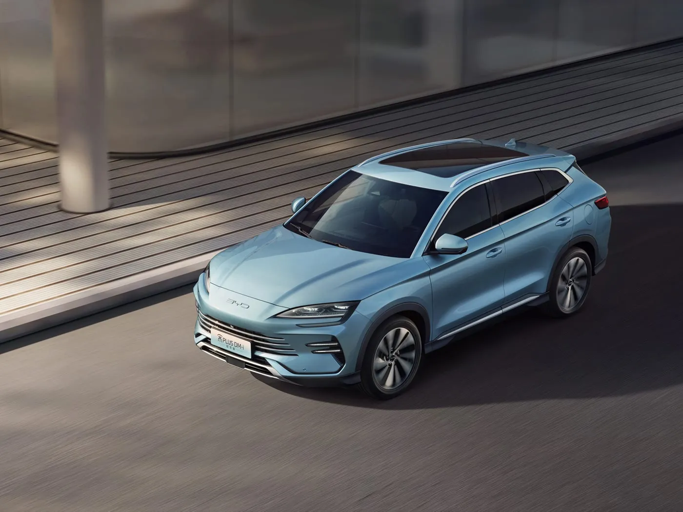 BYD Song Plus SUV Аўтаматычны поўны прывад з камерай задняга выгляду Скураныя сядзенні Гібрыдны паліўны левы руль